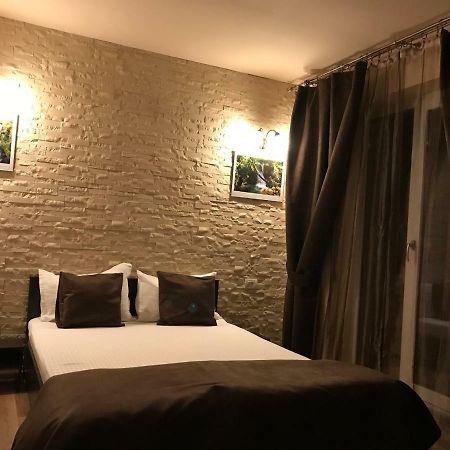 Pensiune Muntii Aninei Anina Exteriör bild