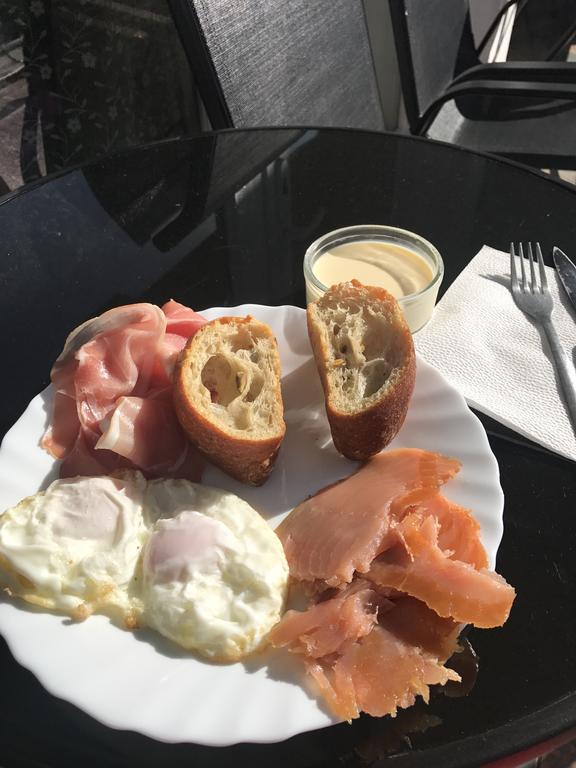 Pensiune Muntii Aninei Anina Exteriör bild